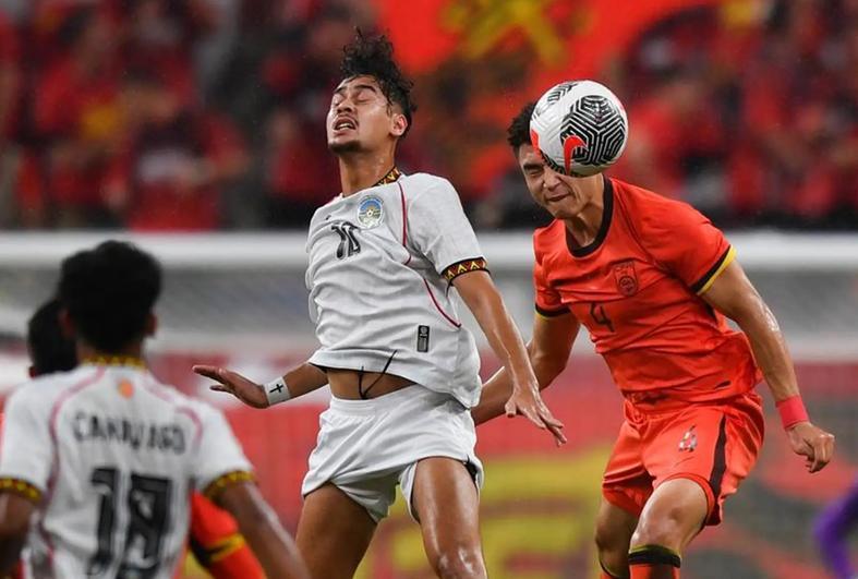 九游娱乐-向余望应打影锋 一将该首发！安东尼奥一锅乱炖 恐被袋鼠打成筛子