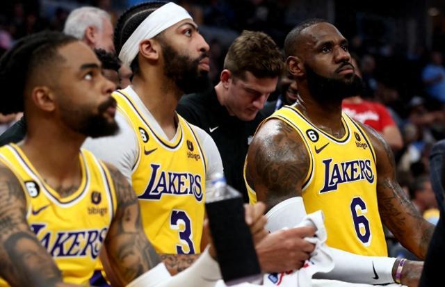 1708848111275079636.jpg 湖人赢球密码!三叉戟连续4场同砍20+ 拉塞尔复苏