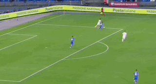 1679611206672026377.gif 九游app-【欧预赛】凯恩点射破纪录,意大利主场1比2英格兰